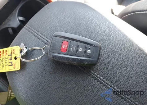 2019 Toyota Rav4 Adventure z USA, uszkodzony, nr VIN 2T3J1RFV6KW014525